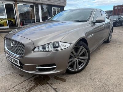 Jaguar XJ