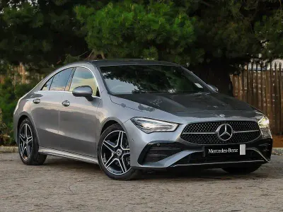 Usado Mercedes CLA220 Executive 190 CV (139 kW) 2025 Gris Berlina