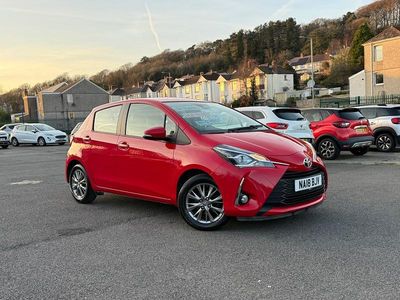 Used Toyota Yaris 69 HP (50 kW) 2018 Red Hatchback