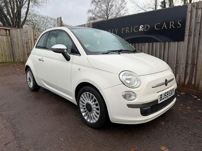 White Used 2009 Fiat 500 Lounge Hatchback | £2,689 (Fair price)