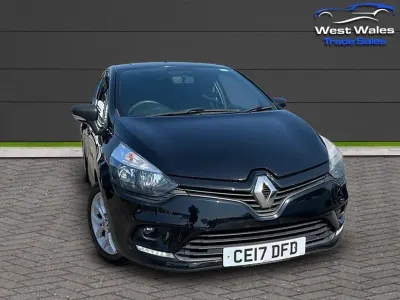 Used Renault Clio Play 90 HP (66 kW) 2017 Black Hatchback