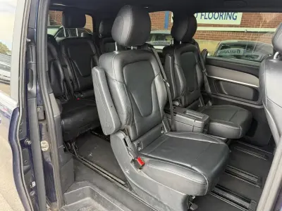 Used Mercedes V220 2015 Blue MPV