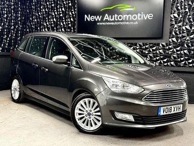 Usado Ford Grand C-Max Titanium 125 HP (91 kW) 2018 Cinzento Monovolume