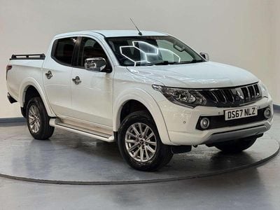 Second-hand Mitsubishi L200 2017 Alb Pickup