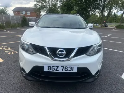 Used Nissan Qashqai Tekna 115 HP (84 kW) 2016 White SUV