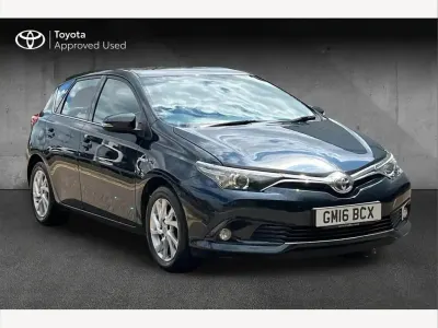 Used Toyota Auris Hybrid Business Edition 136 HP (100 kW) 2016 Grey Hatchback