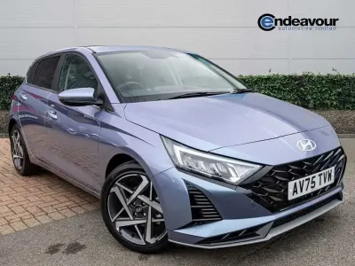 Używany Hyundai i20 Premium 100 KM (73 kW) 2025 Niebieski Hatchback