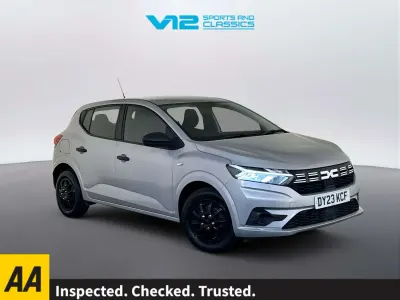 Używany Dacia Sandero Essentiel 90 KM (66 kW) 2023 Szary Hatchback