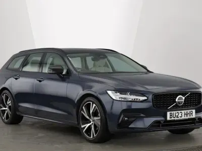 Used Volvo V90 Plus 197 HP (144 kW) 2023 Blue Estate