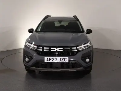 Used Dacia Jogger Extreme 110 HP (80 kW) 2023 Grey MPV