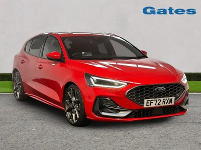 Used Ford Focus ST 280 HP (205 kW) 2022 Red Hatchback