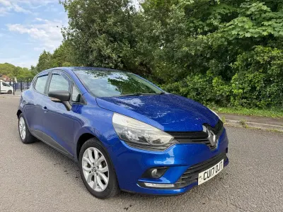 Used Renault Clio Play 75 HP (55 kW) 2017 Blue Hatchback