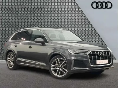Used Audi Q7 Black Edition 281 HP (206 kW) 2023 Grey SUV