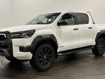 Used Toyota HiLux 204 HP (150 kW) 2024 White Pickup