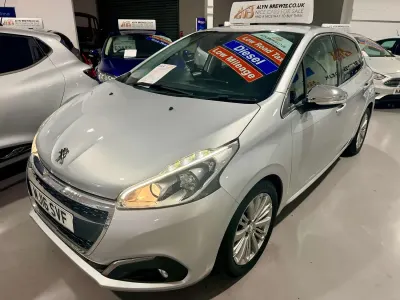 Used Peugeot 208 Allure 2016 Silver Hatchback