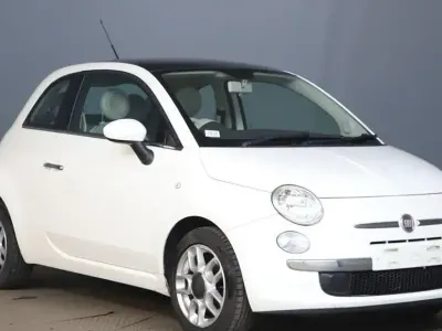 Used Fiat 500 Lounge 69 HP (50 kW) 2011 White Hatchback