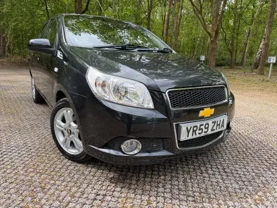 Used Chevrolet Aveo LT 2009 Black Hatchback