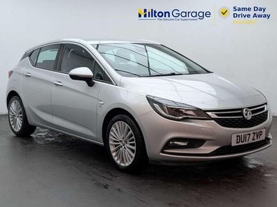 Used Vauxhall Astra Elite 150 HP (110 kW) 2017 Silver Hatchback