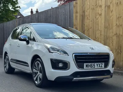 Used Peugeot 3008 Allure 2016 White Hatchback