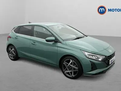 Used Hyundai i20 Ultimate 101 HP (74 kW) 2025 Green Hatchback