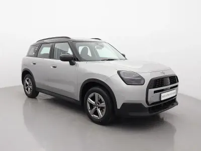 Używany Mini Countryman Classic 168 KM (123 kW) 2024 Srebrny SUV