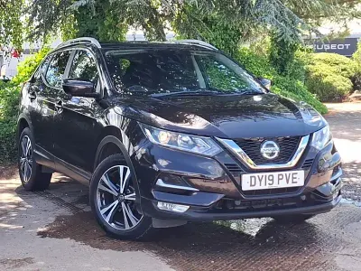 Used Nissan Qashqai N-Connecta 115 HP (84 kW) 2019 Black SUV