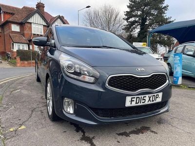 Blue Used 2015 Kia Carens MPV | £2,795 (Fair price)