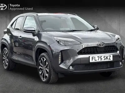Used Toyota Yaris Cross Design 116 HP (85 kW) 2025 Grey SUV