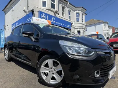 Used Renault Clio IV Dynamique 2016 Black Hatchback