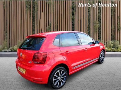 Begagnad VW Polo Beats 2017 Röd Halvkombi