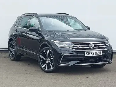 Second-hand VW Tiguan R-line 150 CP (110 kW) 2023 Negru SUV