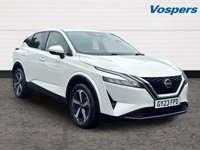 Used Nissan Qashqai N-Connecta 2023 White SUV