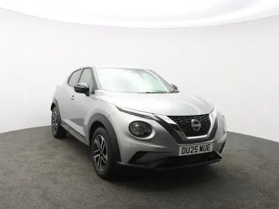 Used Nissan Juke N-Connecta 114 HP (83 kW) 2025 Silver SUV