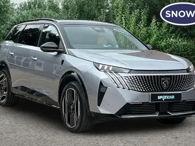 Used Peugeot e-5008