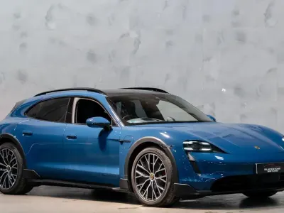 Used Porsche Taycan Cross Turismo 419 kW (571 HP) 2022 Blue Estate