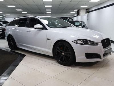 Used Jaguar XF Sportbrake R-Sport 200 HP (147 kW) 2015 White Estate