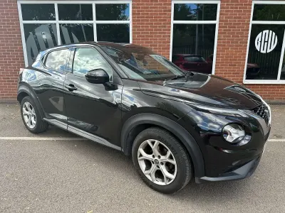 Used Nissan Juke N-Connecta 114 HP (83 kW) 2020 Black SUV