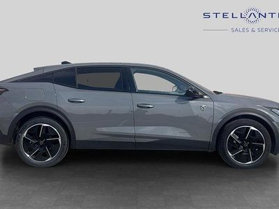 Usado Peugeot 408 GT 129 CV (94 kW) 2024 Gris SUV