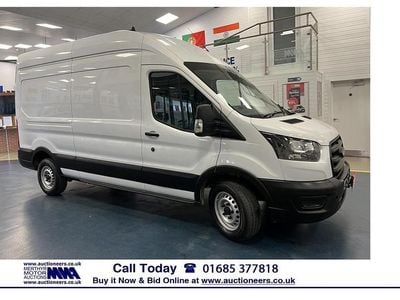 Usado Ford Transit 130 HP (95 kW) 2021 Branco Van