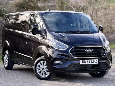 Used Ford Transit Custom Limited 130 HP (95 kW) 2023 Black Van