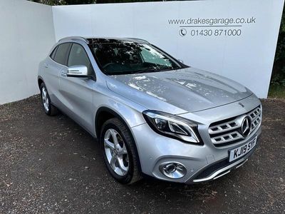 Mercedes GLA200