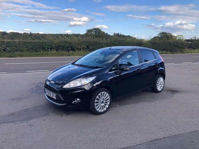 Black Used 2009 Ford Fiesta Titanium Hatchback | £2,995 (Fair price)