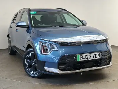 Used Kia e-Niro 147 kW (201 HP) 2023 Blue SUV