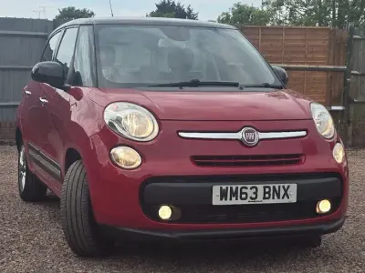 Used Fiat 500L Lounge 85 HP (62 kW) 2013 Red/black MPV