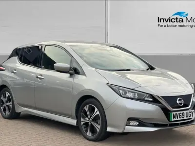 Gebraucht Nissan Leaf Tekna 110 kW (150 PS) 2019 Silber Kleinwagen