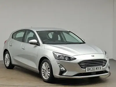 Used Ford Focus Titanium 125 HP (91 kW) 2020 Silver Hatchback
