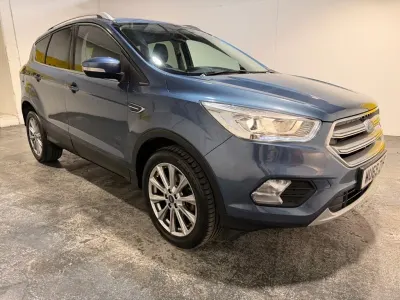 Used Ford Kuga Titanium 180 HP (132 kW) 2019 Blue SUV