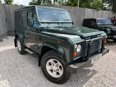 Used Land Rover Defender 2011 Green Hatchback