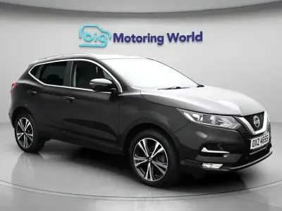 Used Nissan Qashqai N-Connecta 140 HP (102 kW) 2020 Black SUV