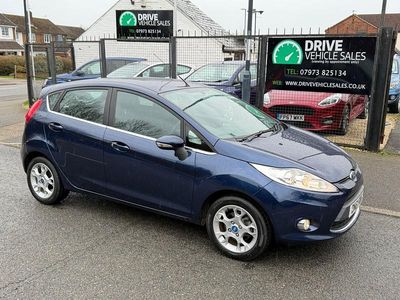 Used Ford Fiesta Zetec 82 HP (60 kW) 2011 Blue Hatchback